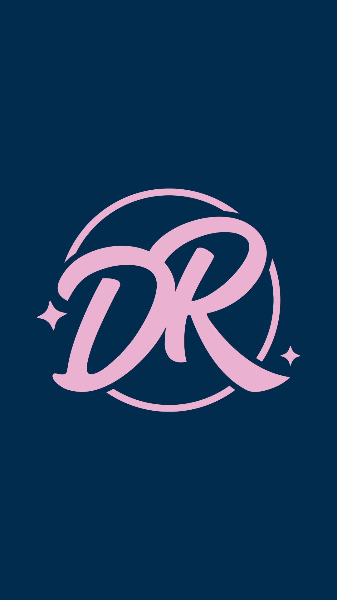 Equipo profesional de estética realizando diagnóstico